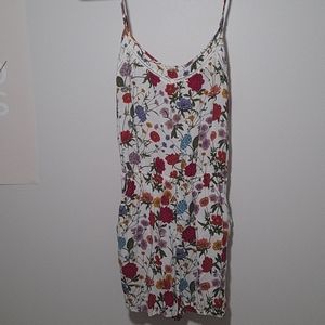 H&M romper, with flower design, size 6